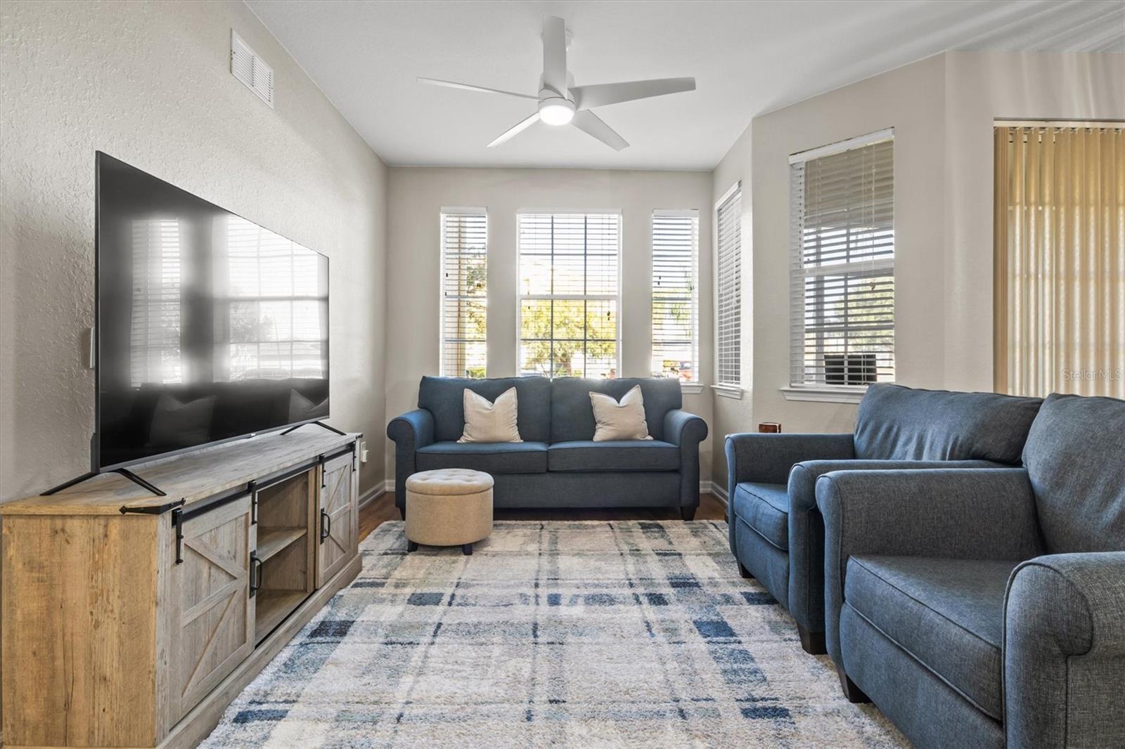 301 Terrace Ridge Unit 301, Davenport, FL 33896