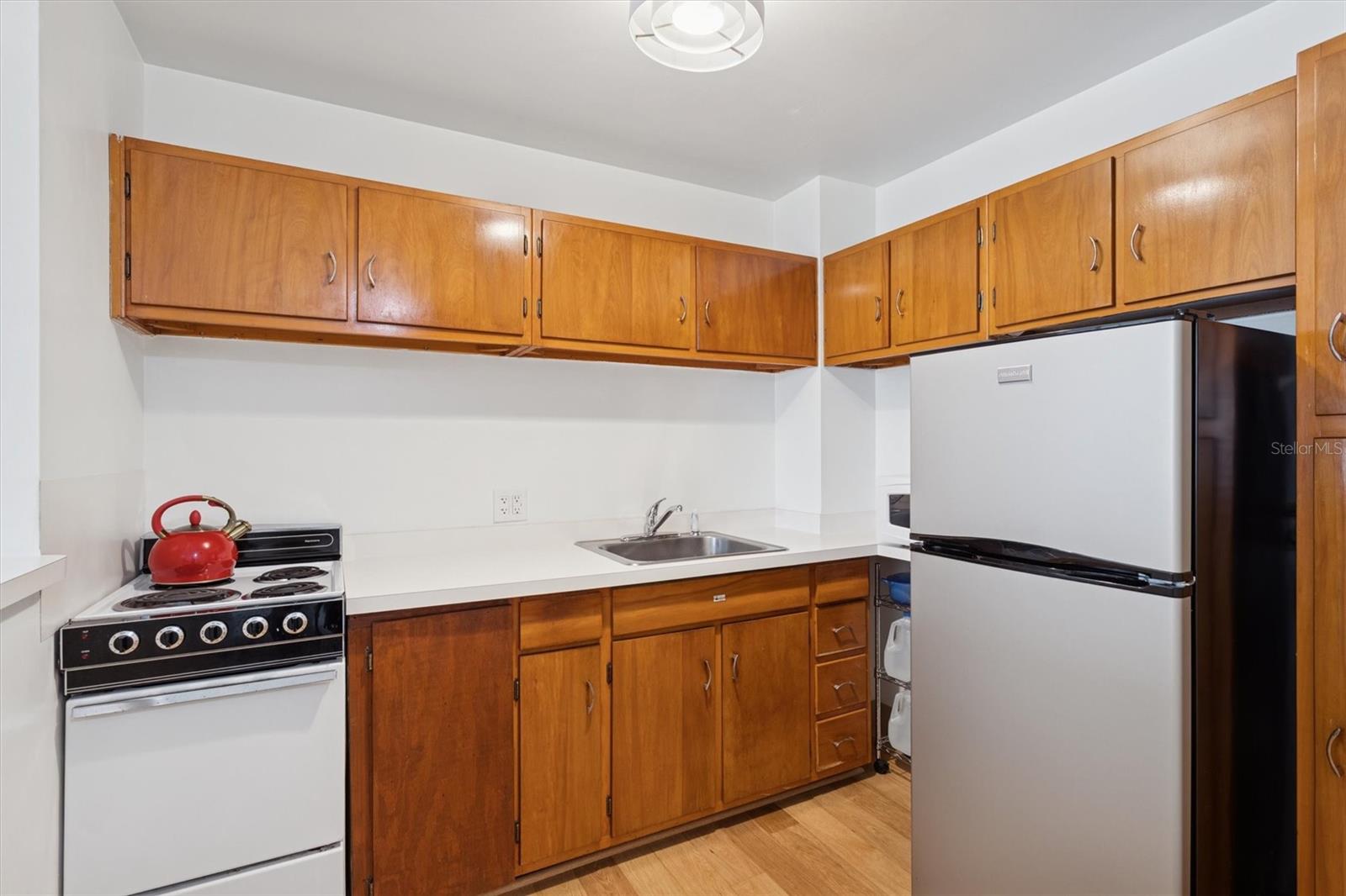 841 4th Unit 32, St Petersburg, FL 33701