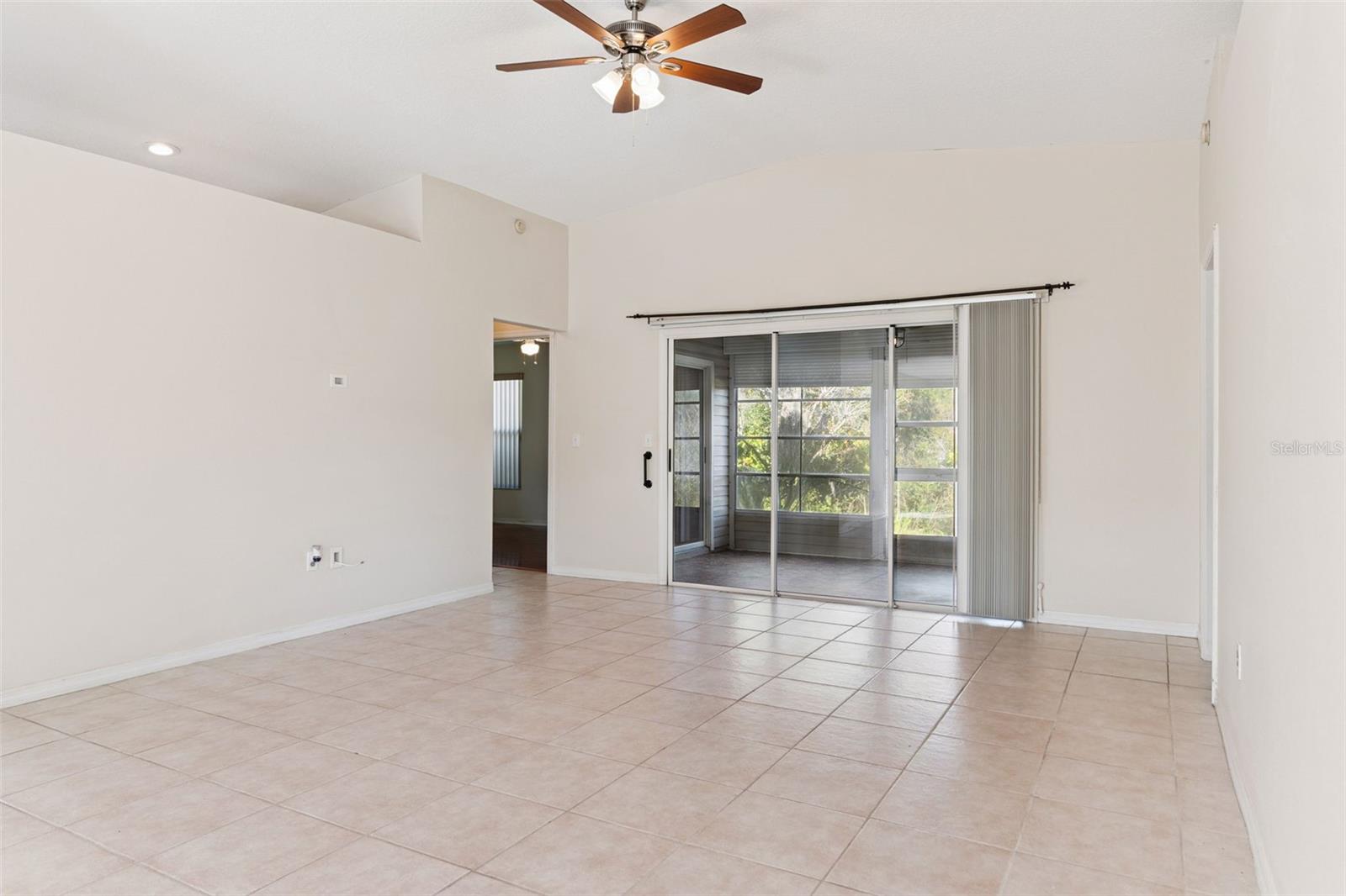 29327 Zeller, San Antonio, FL 33576