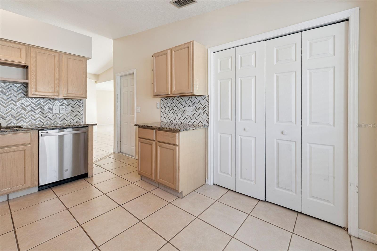 29327 Zeller, San Antonio, FL 33576