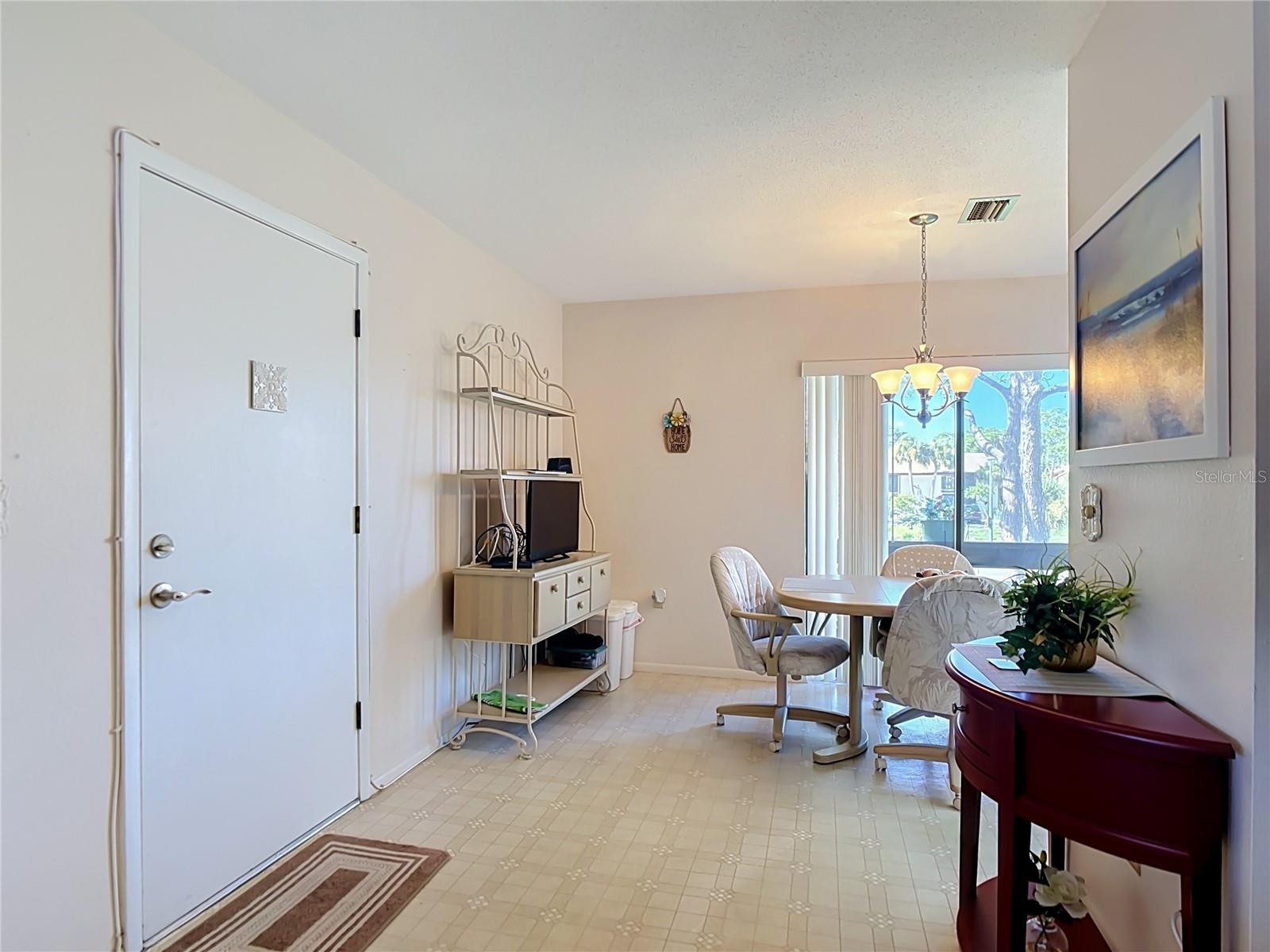 12 Quails Run Unit 7, Englewood, FL 34223