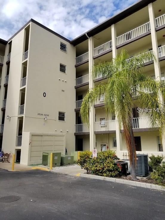 3288 Lake Bayshore Unit 523, Bradenton, FL 34205