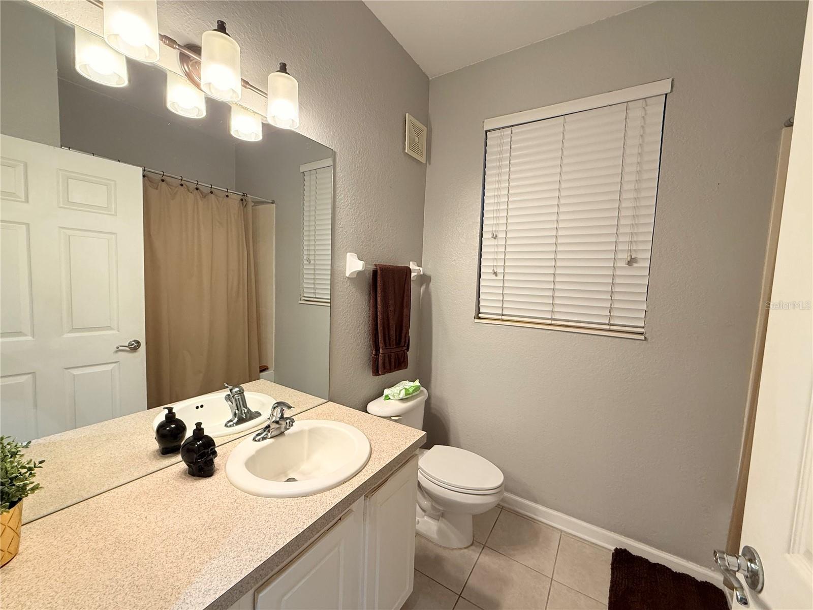 8710 Saratoga Inlet Unit 203, Orlando, FL 32829