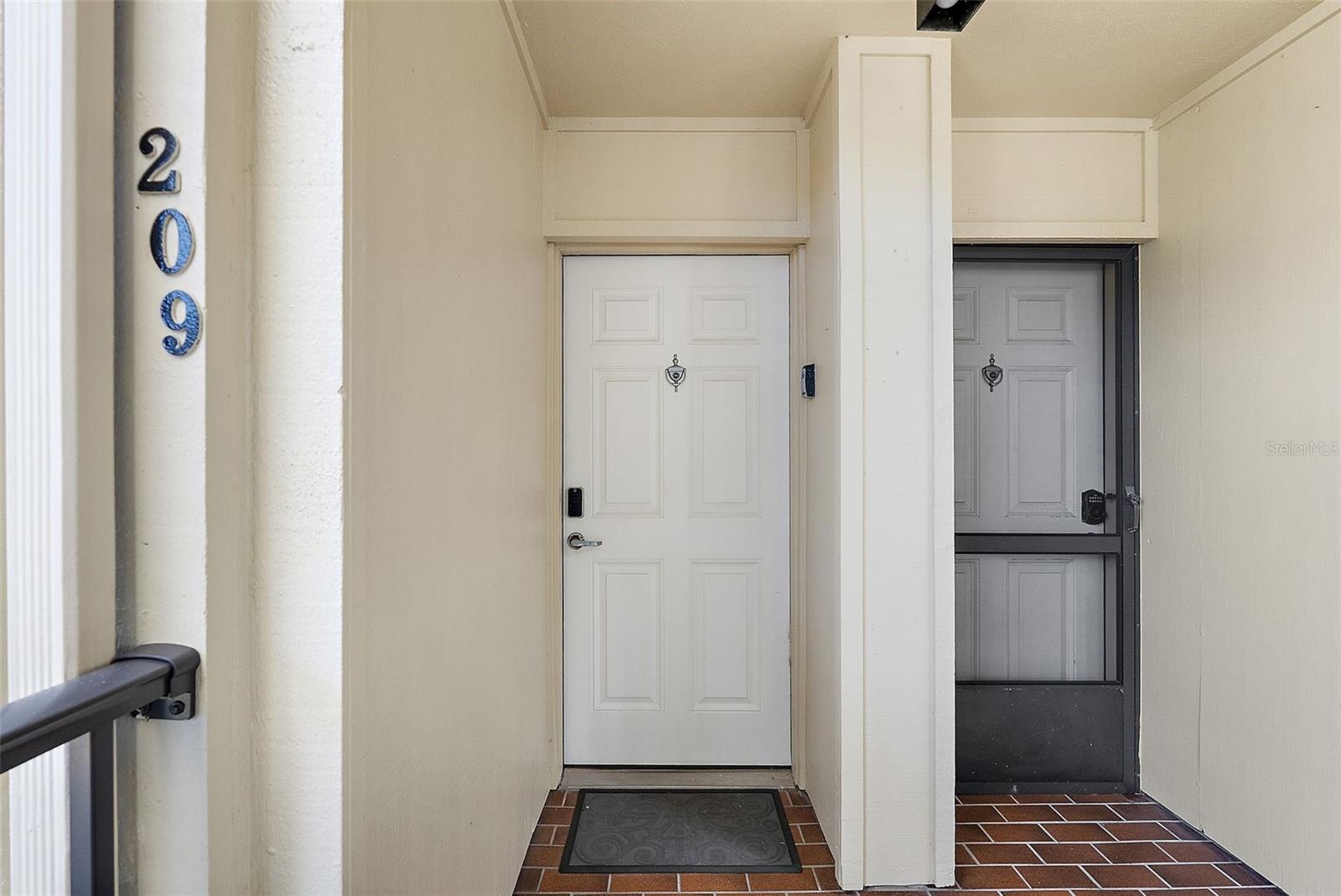 6322 Palma del Mar Unit 209, St Petersburg, FL 33715