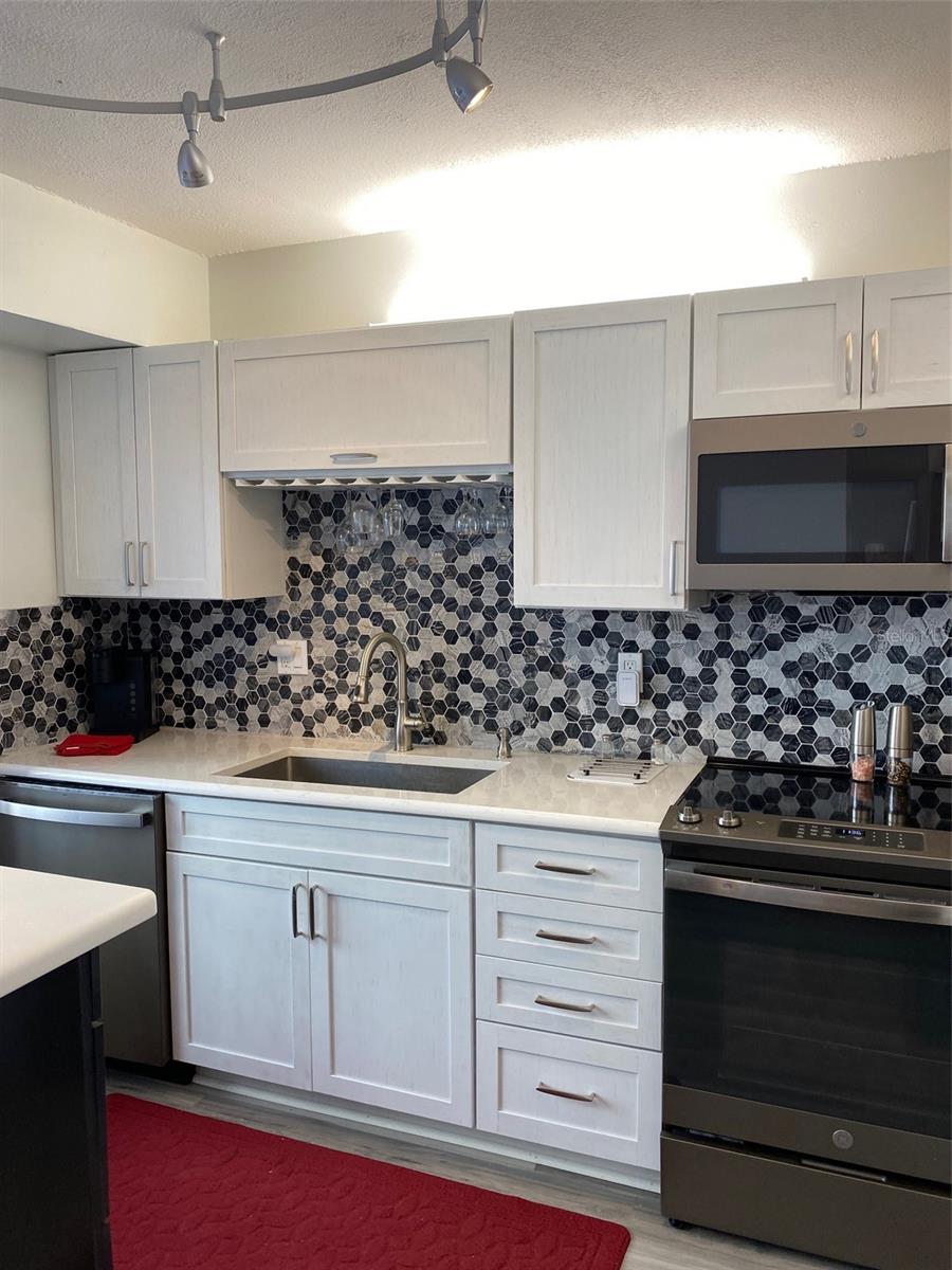 2209 Belleair Unit C21, Clearwater, FL 33764