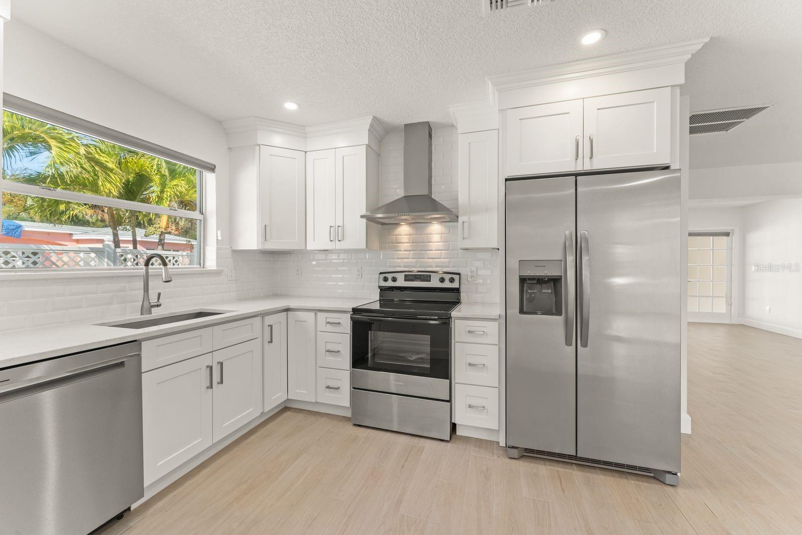 107 4th, Belleair Beach, FL 33786