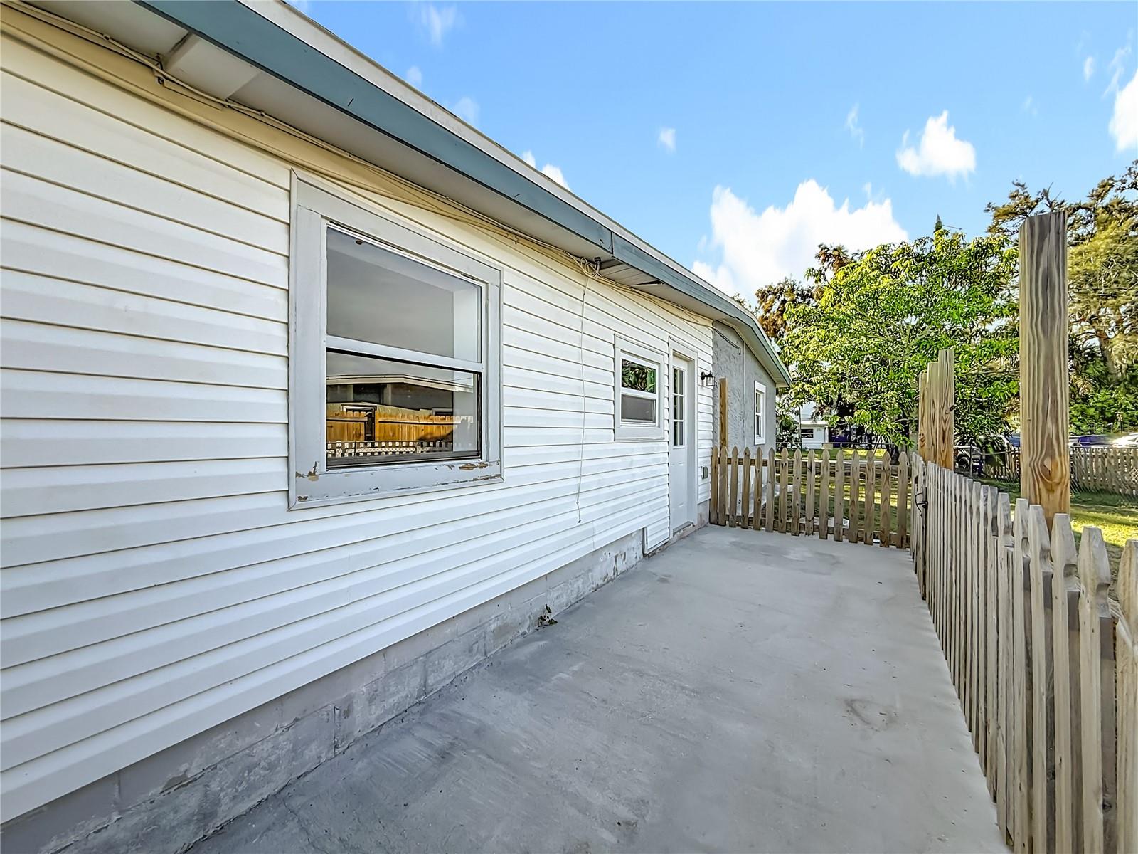 5051 Avery, New Port Richey, FL 34652