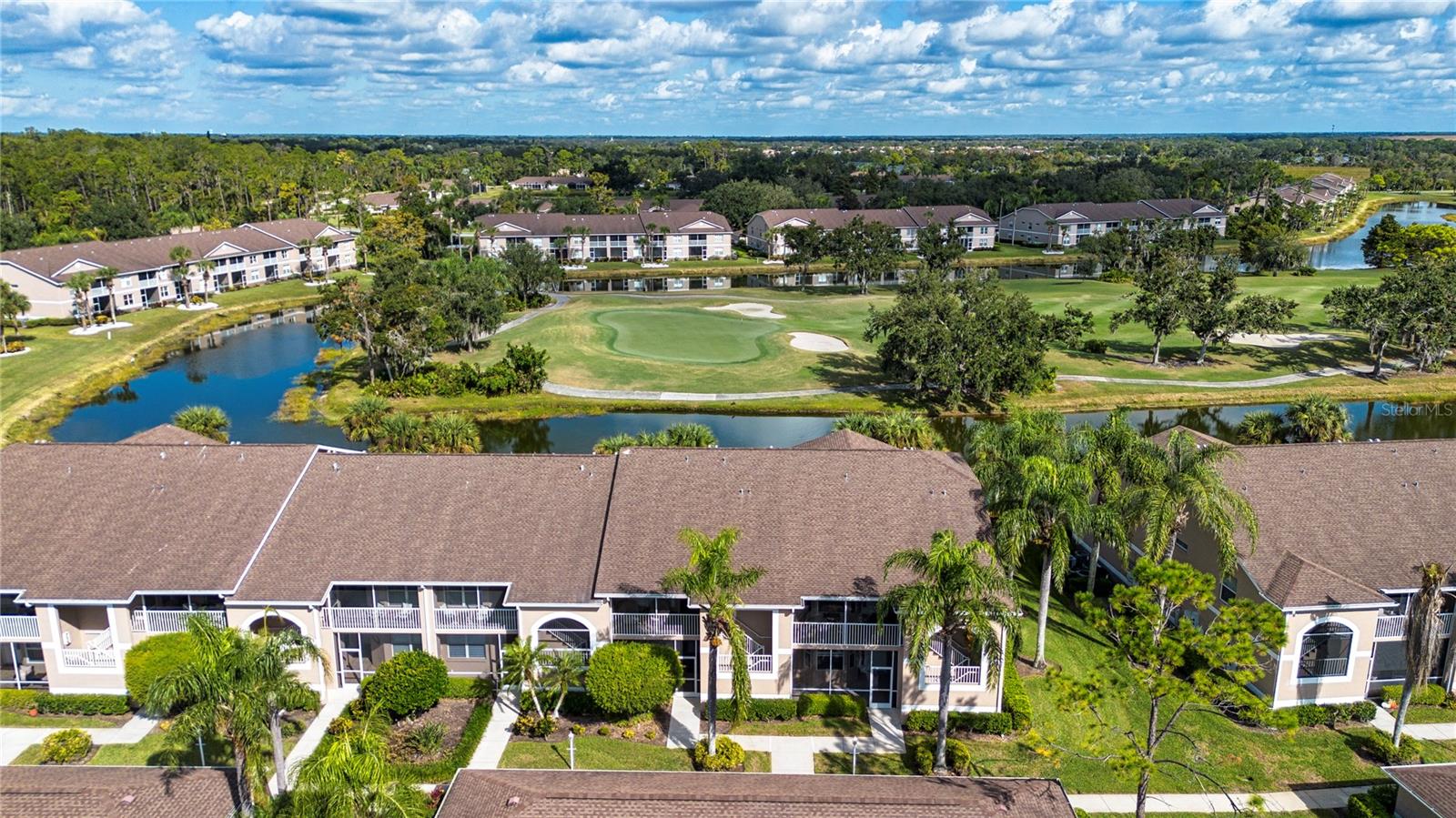 5300 Hyland Hills Unit U2016, Sarasota, FL 34241