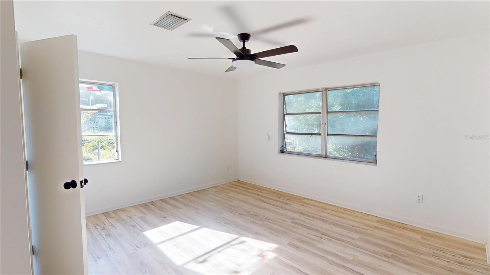 1144 Gerona, Deltona, FL 32725