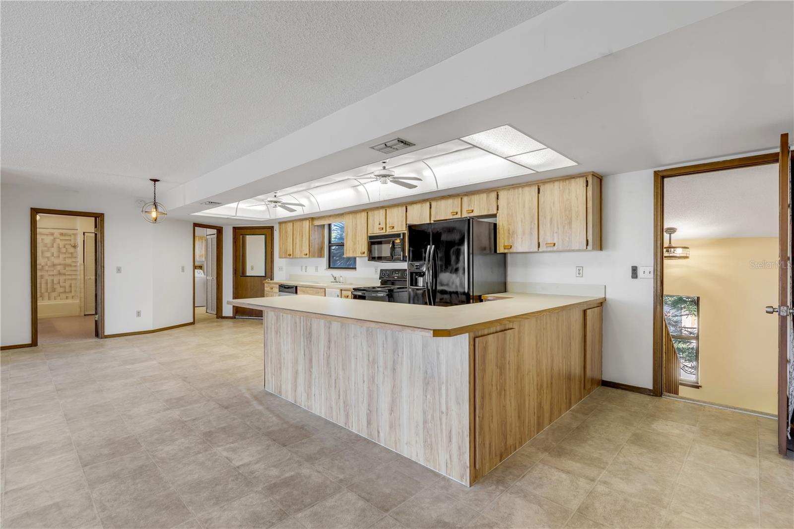 824 Eel, New Smyrna Beach, FL 32169