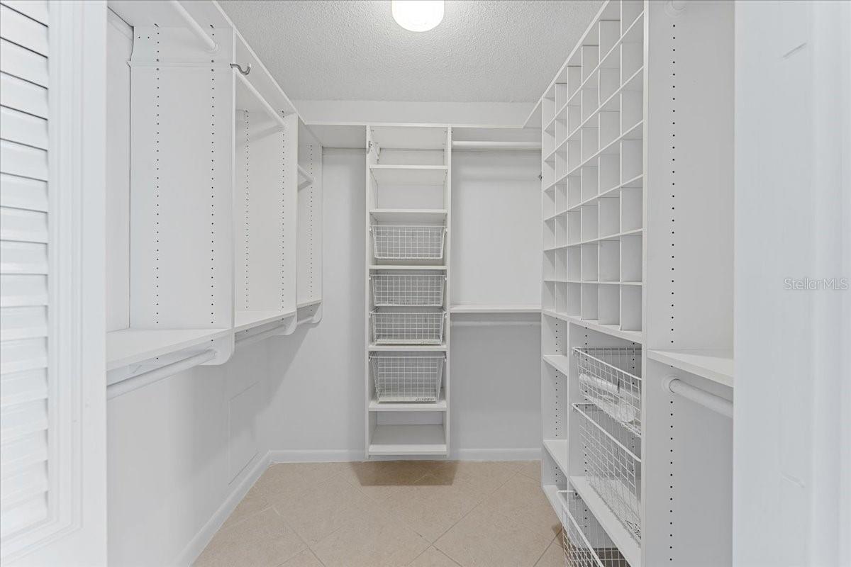 4900 Brittany Unit 812, St Petersburg, FL 33715