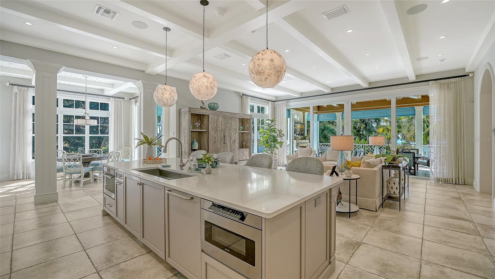 5005 Gulf of Mexico Unit 4, Longboat Key, FL 34228