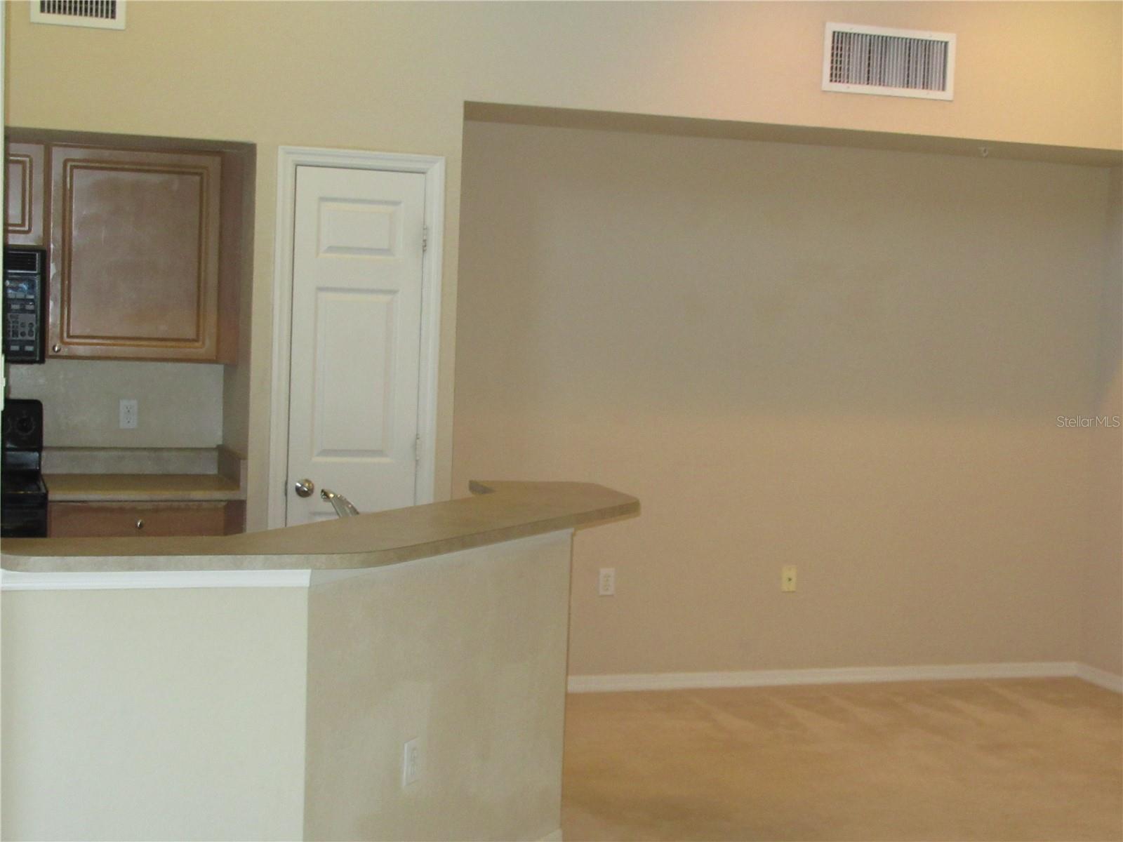 5601 Rosehill Unit 203, Sarasota, FL 34233
