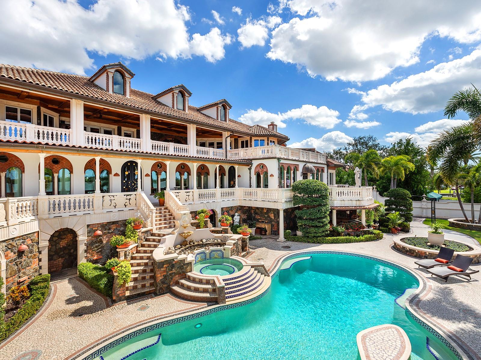 1310 Lake Shore, Sarasota, FL 34231