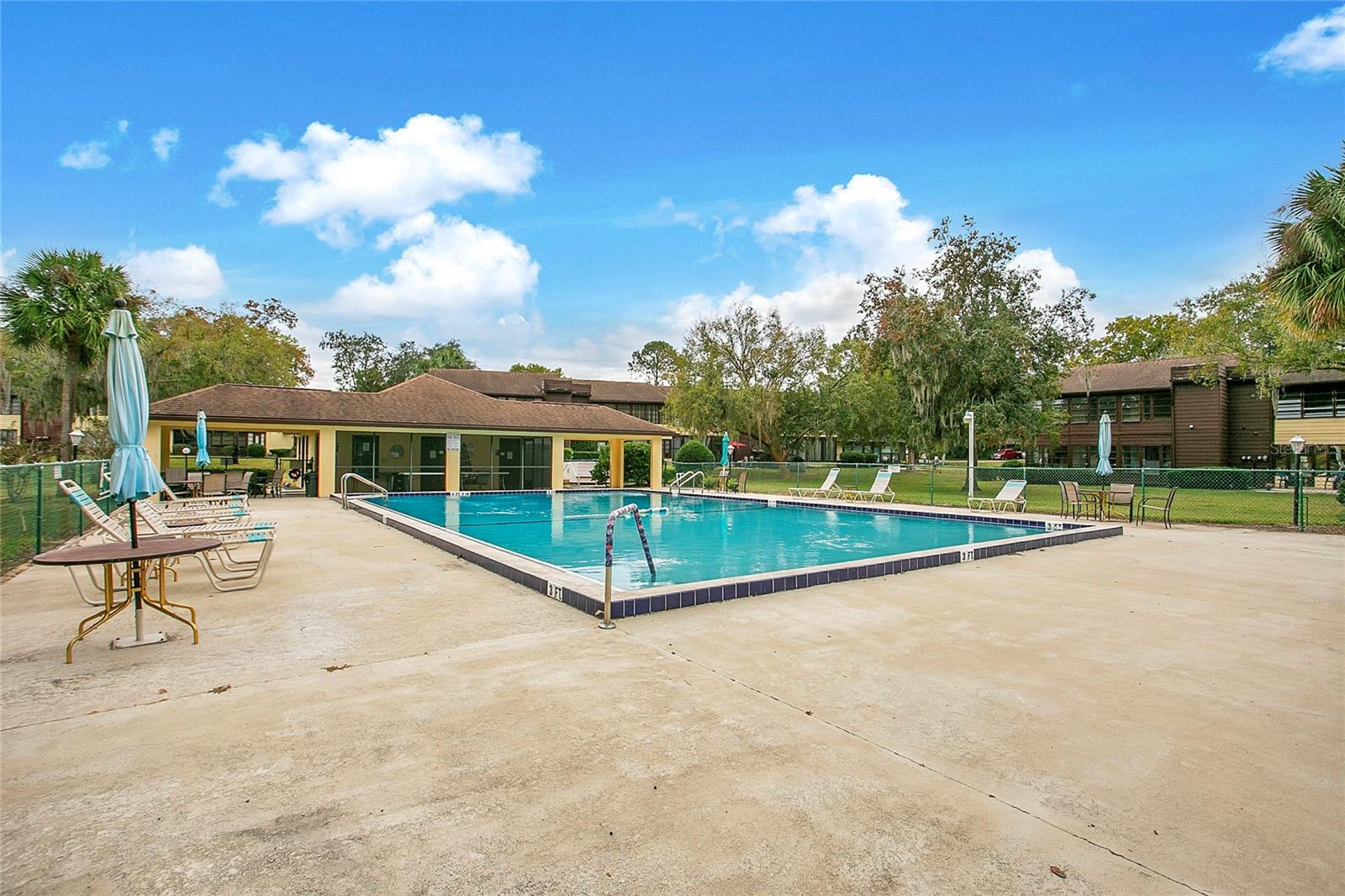 513 Fairways Unit B, Ocala, FL 34472