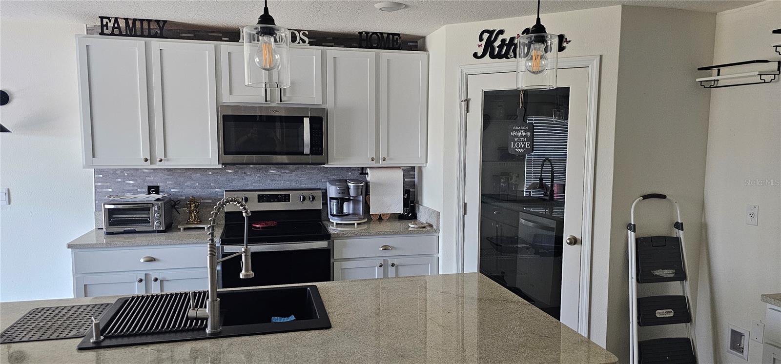 1220 Tahitian Sunrise, Plant City, FL 33565
