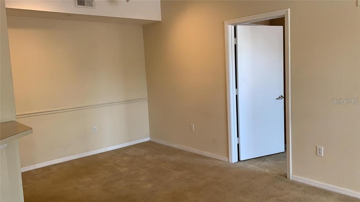 5554 Metrowest Unit 206, Orlando, FL 32811