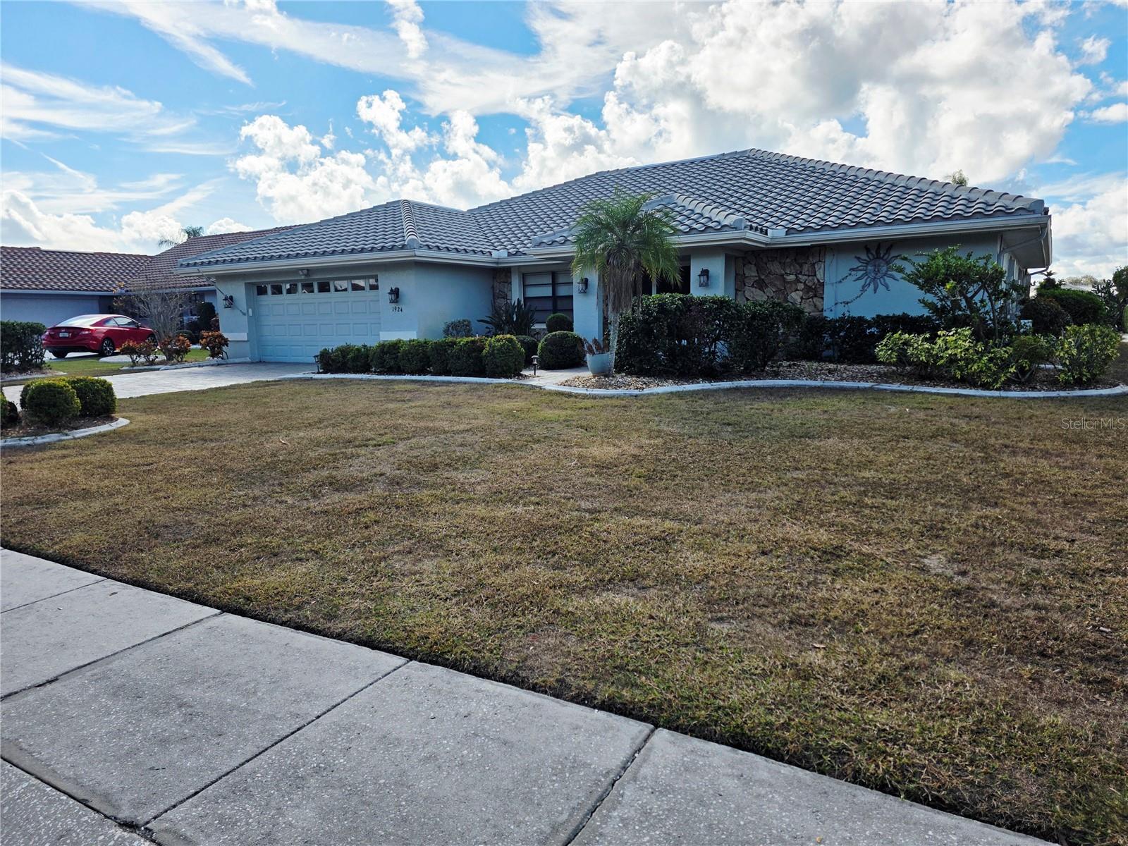 1924 New Bedford, Sun City Center, FL 33573