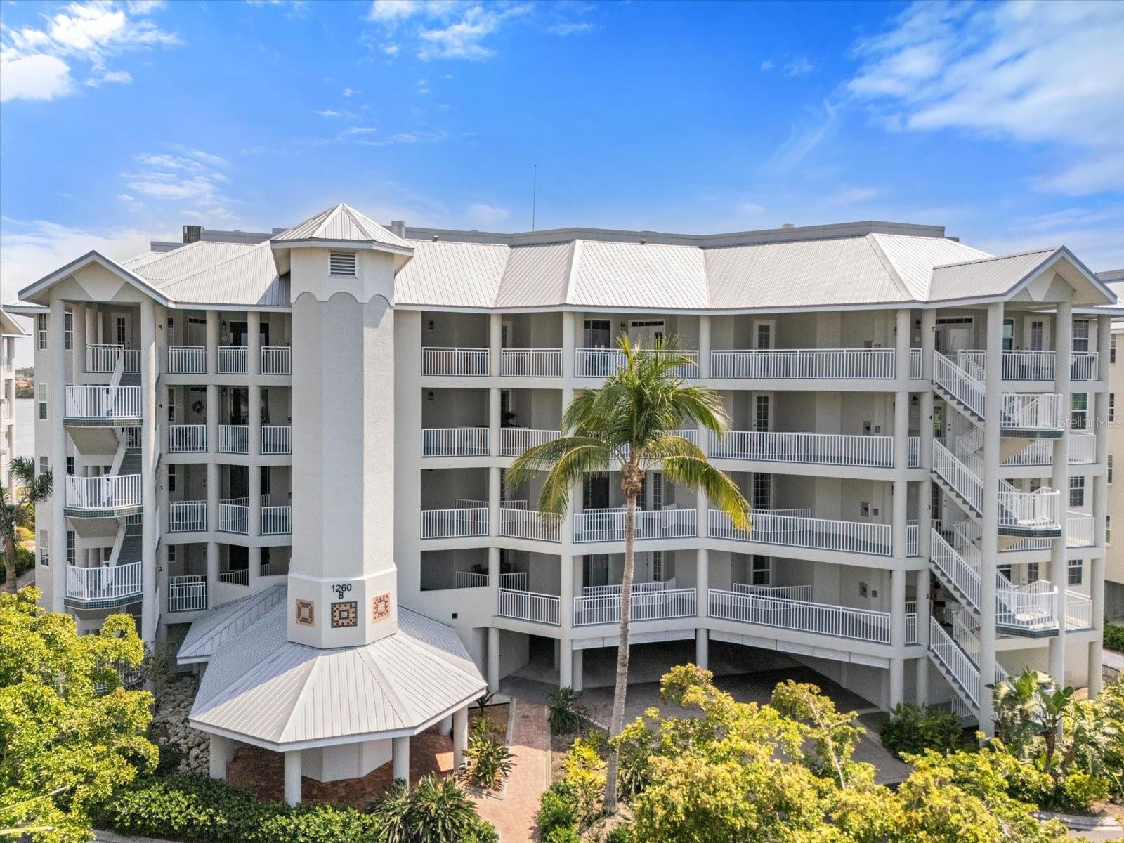 1260 Dolphin Bay Unit 404, Sarasota, FL 34242