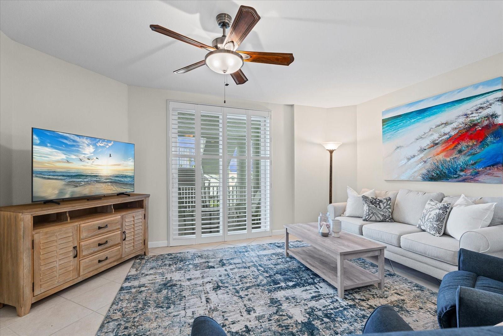 1260 Dolphin Bay Unit 404, Sarasota, FL 34242