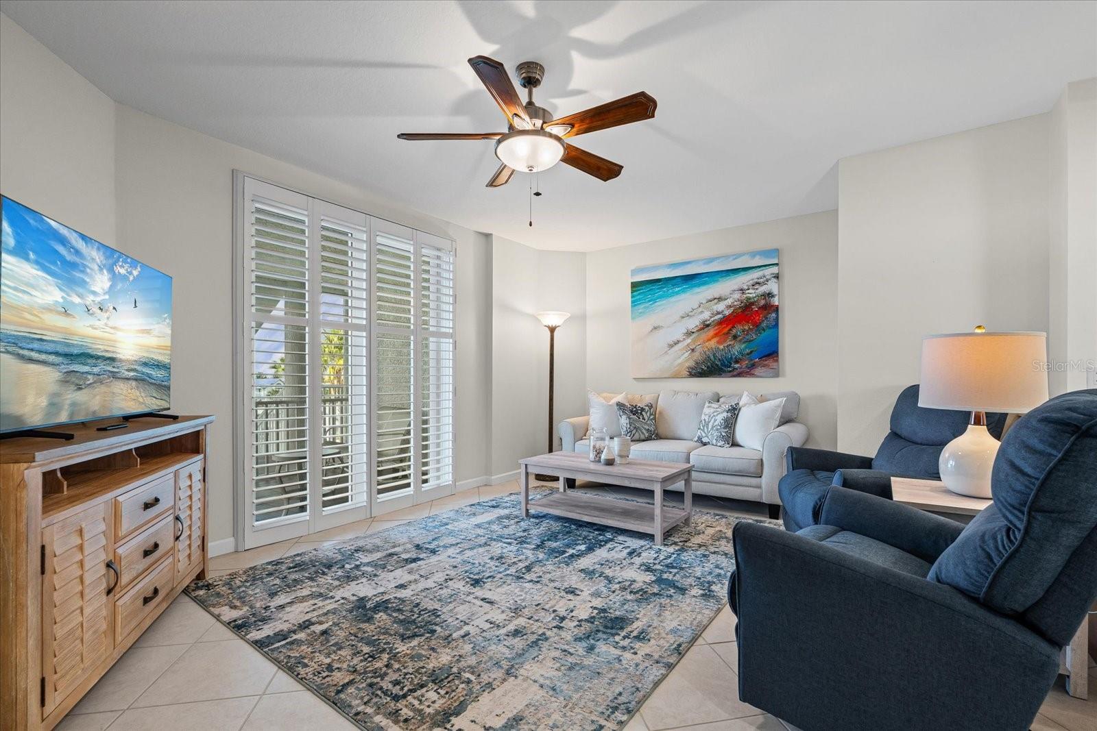 1260 Dolphin Bay Unit 404, Sarasota, FL 34242