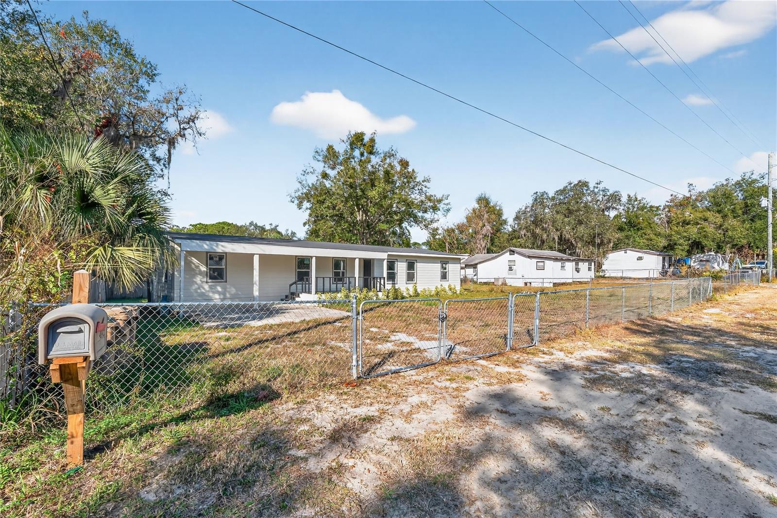 40415 Country, Eustis, FL 32736
