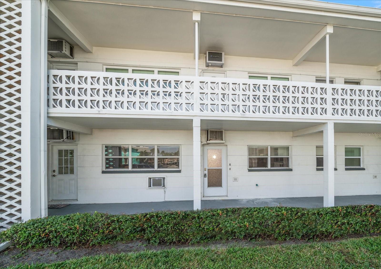 7050 Sunset Unit 6, St Pete Beach, FL 33706