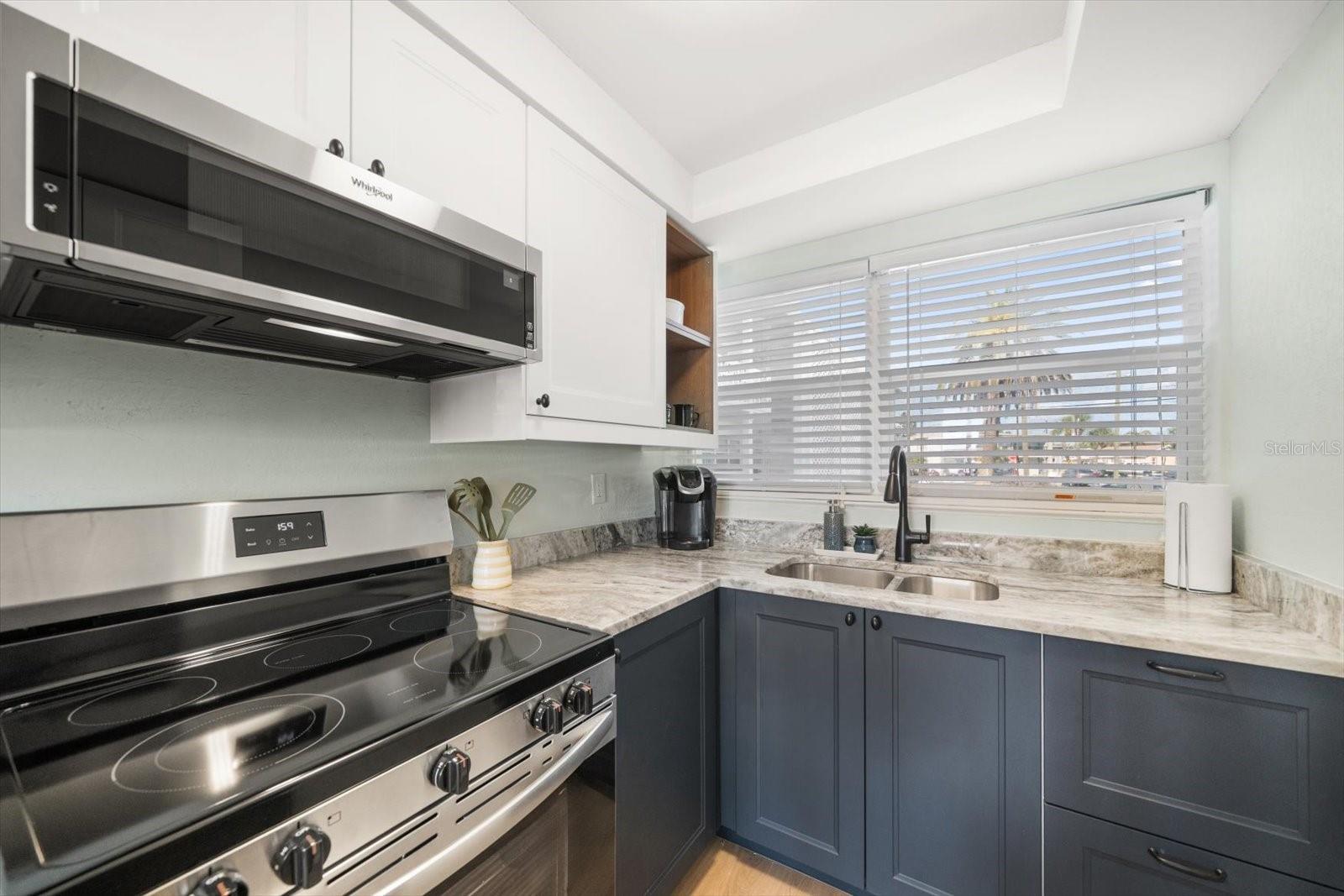 7050 Sunset Unit 6, St Pete Beach, FL 33706
