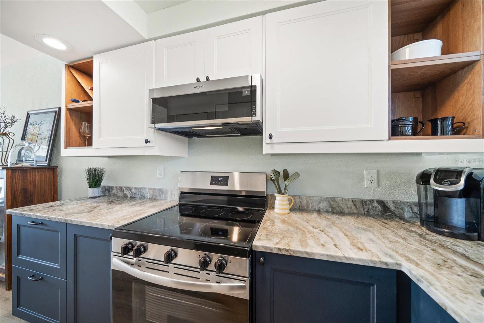 7050 Sunset Unit 6, St Pete Beach, FL 33706
