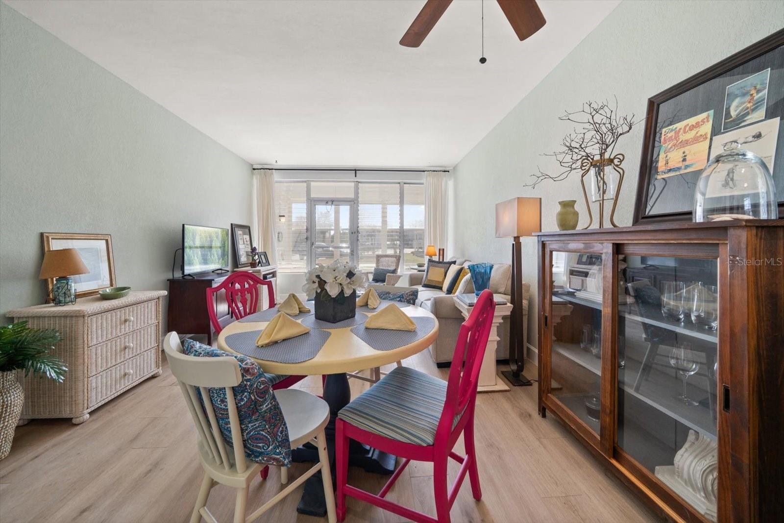 7050 Sunset Unit 6, St Pete Beach, FL 33706