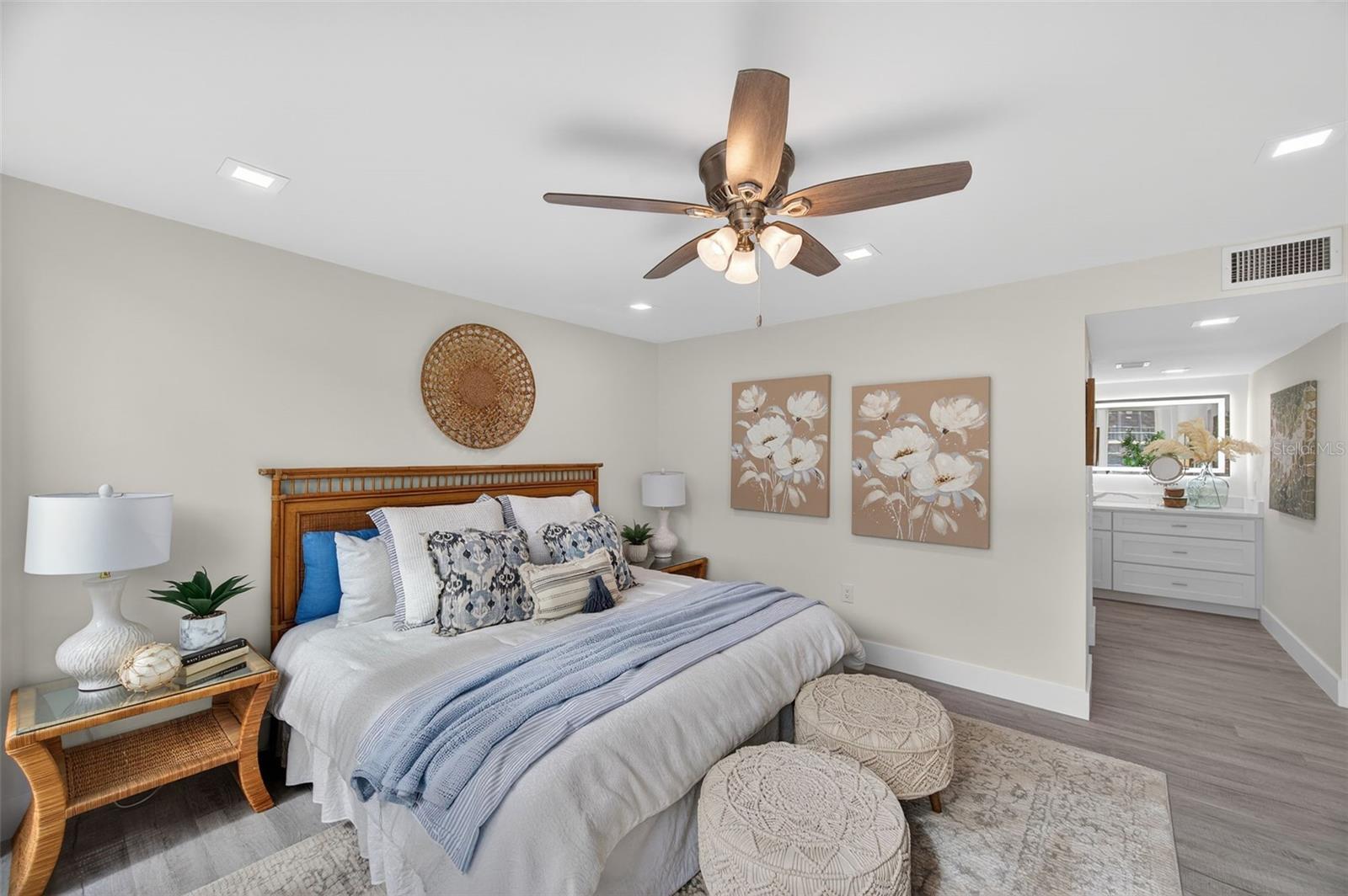 19701 Gulf Unit 120, Indian Shores, FL 33785