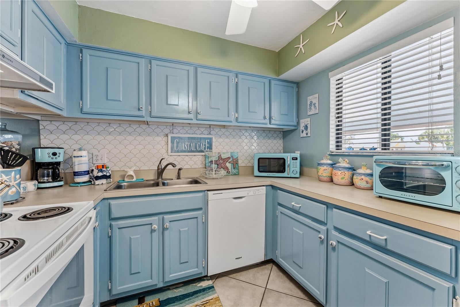 1801 Gulf Unit 238, Bradenton Beach, FL 34217