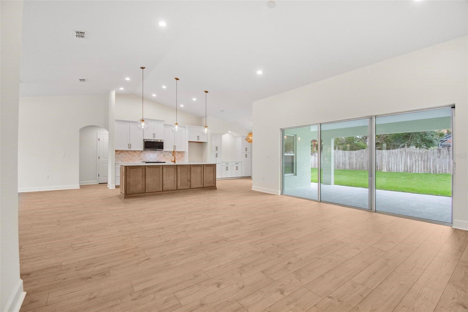18 Central, Palm Coast, FL 32137