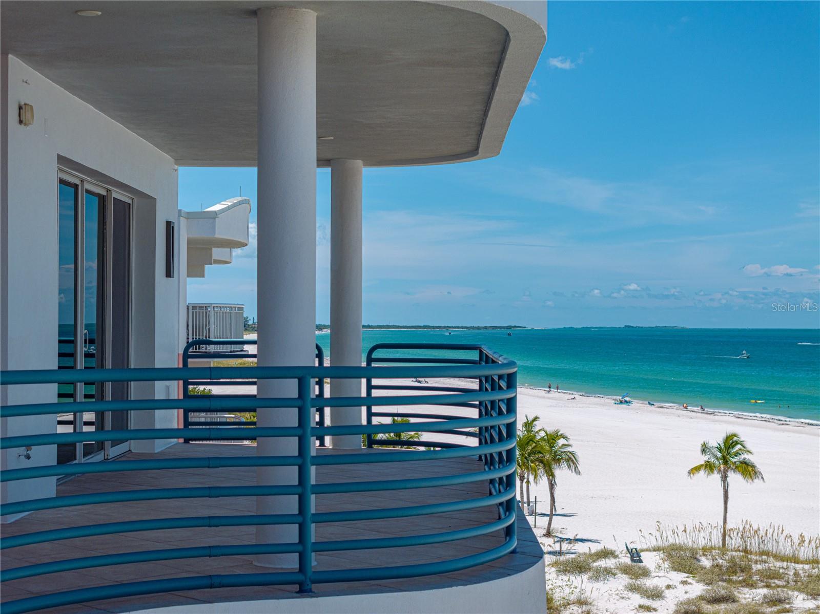 3910 Gulf Unit 400, St Pete Beach, FL 33706