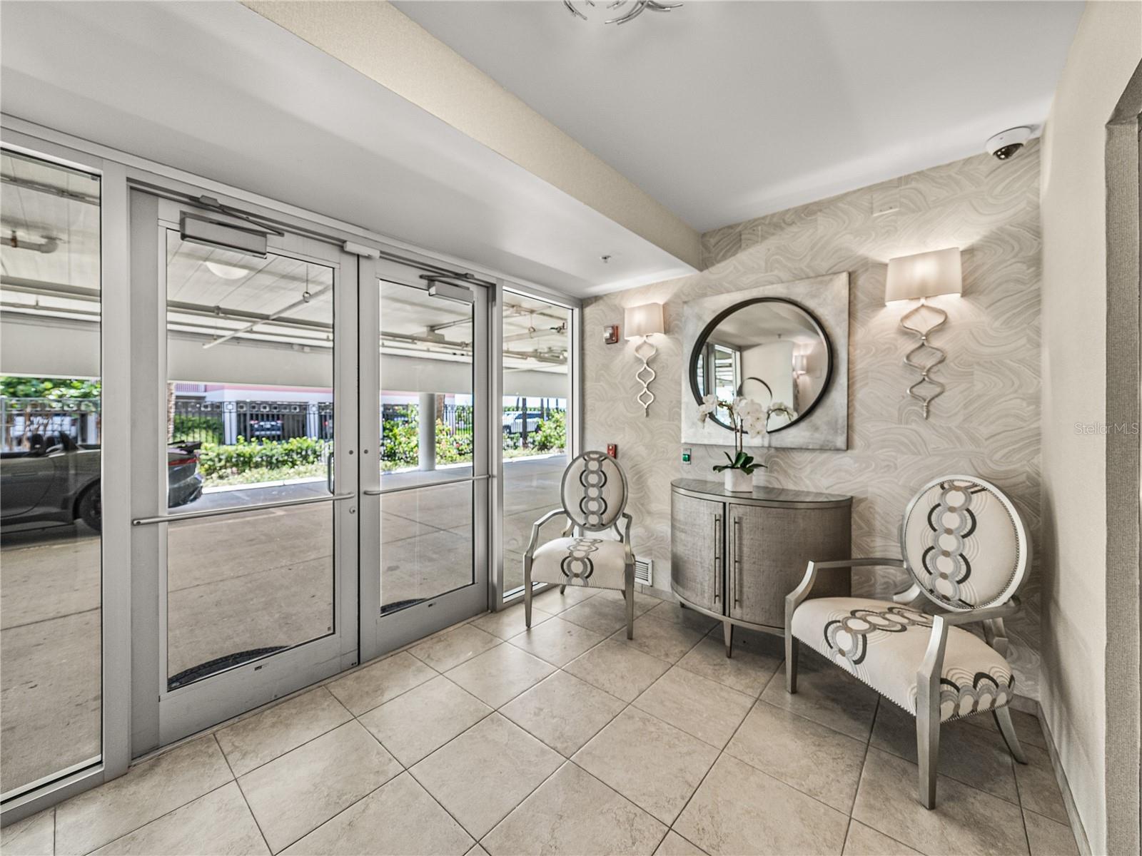 3910 Gulf Unit 400, St Pete Beach, FL 33706