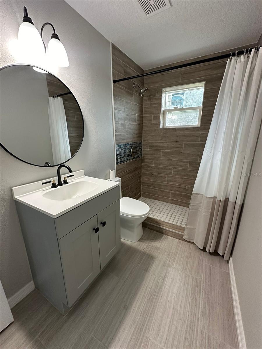 2015 1/2 Laurel, Bartow, FL 33830