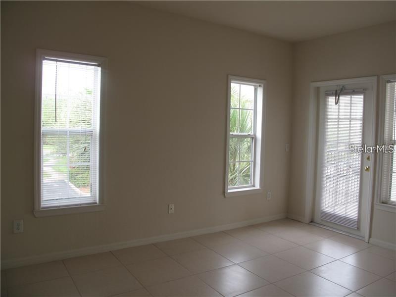 3593 Conroy Unit 421, Orlando, FL 32839