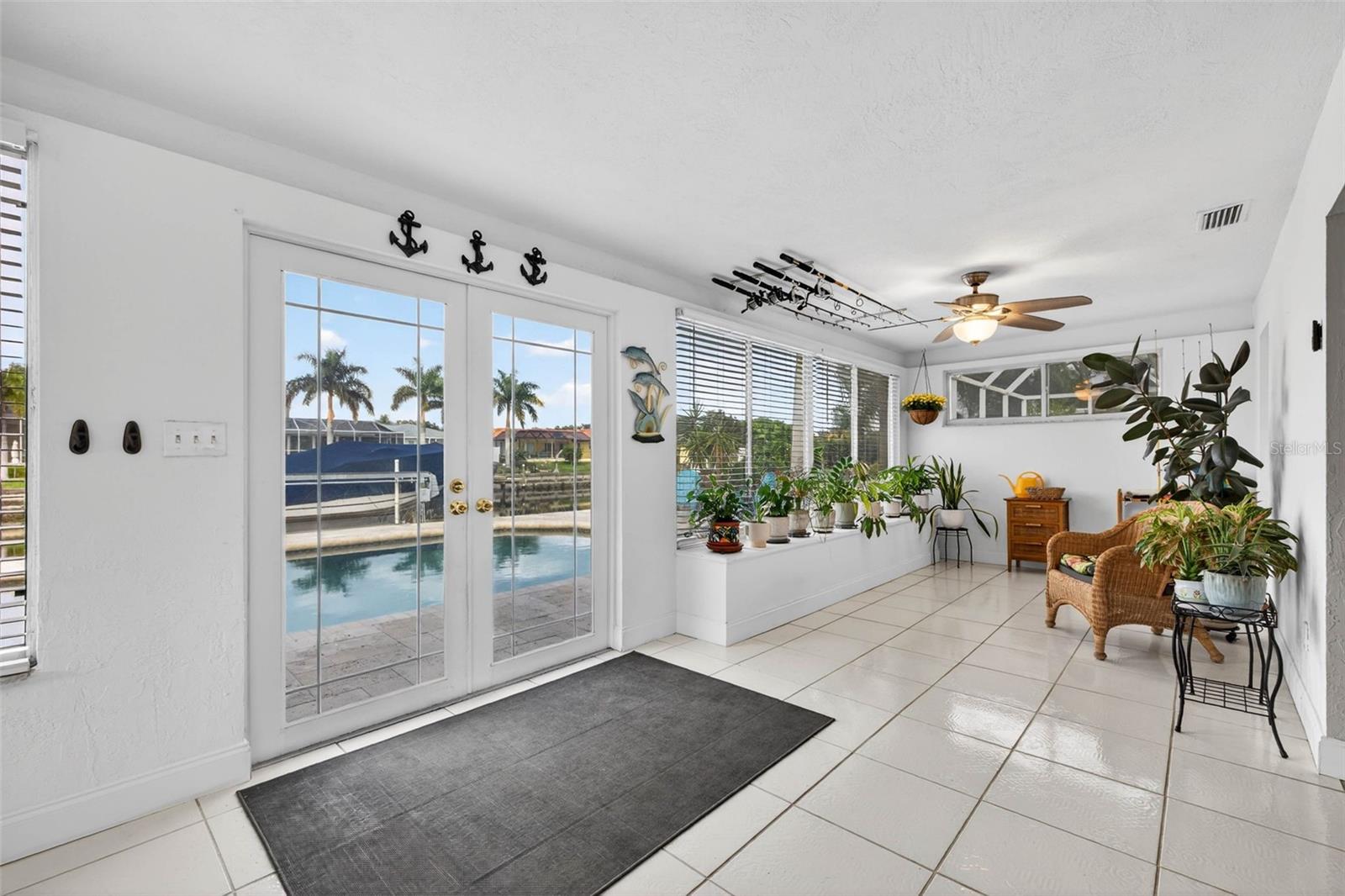 1963 Tanglewood, St Petersburg, FL 33702