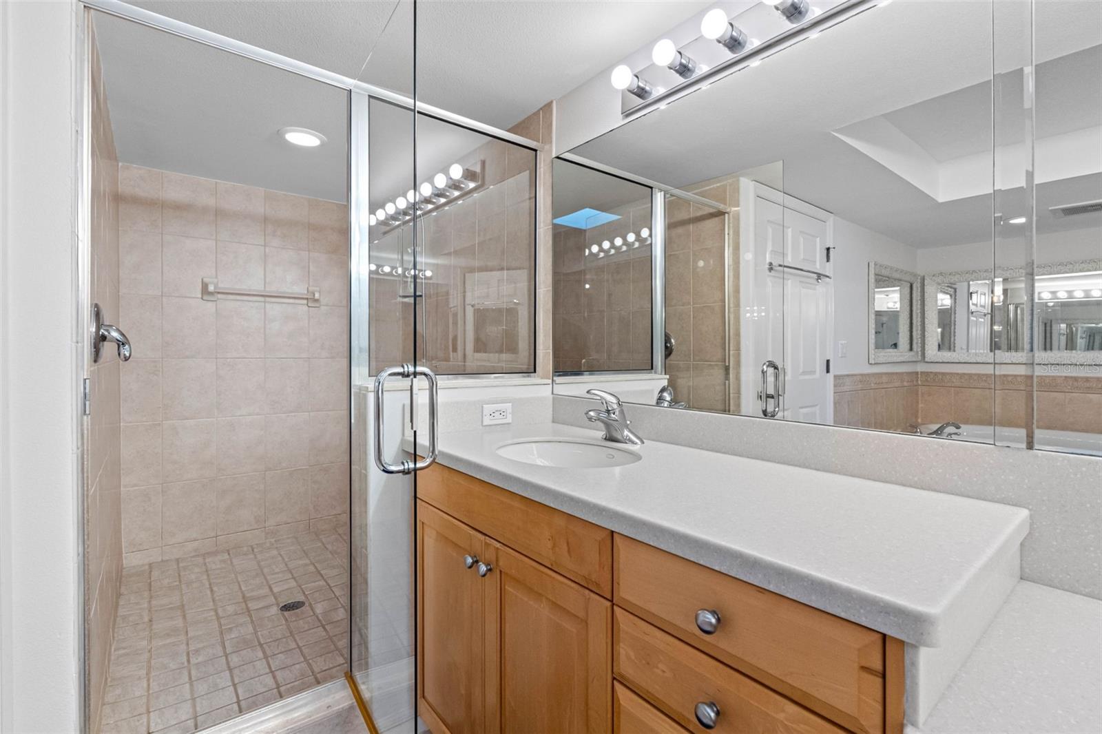 16326 Gulf Unit 510, Redington Beach, FL 33708