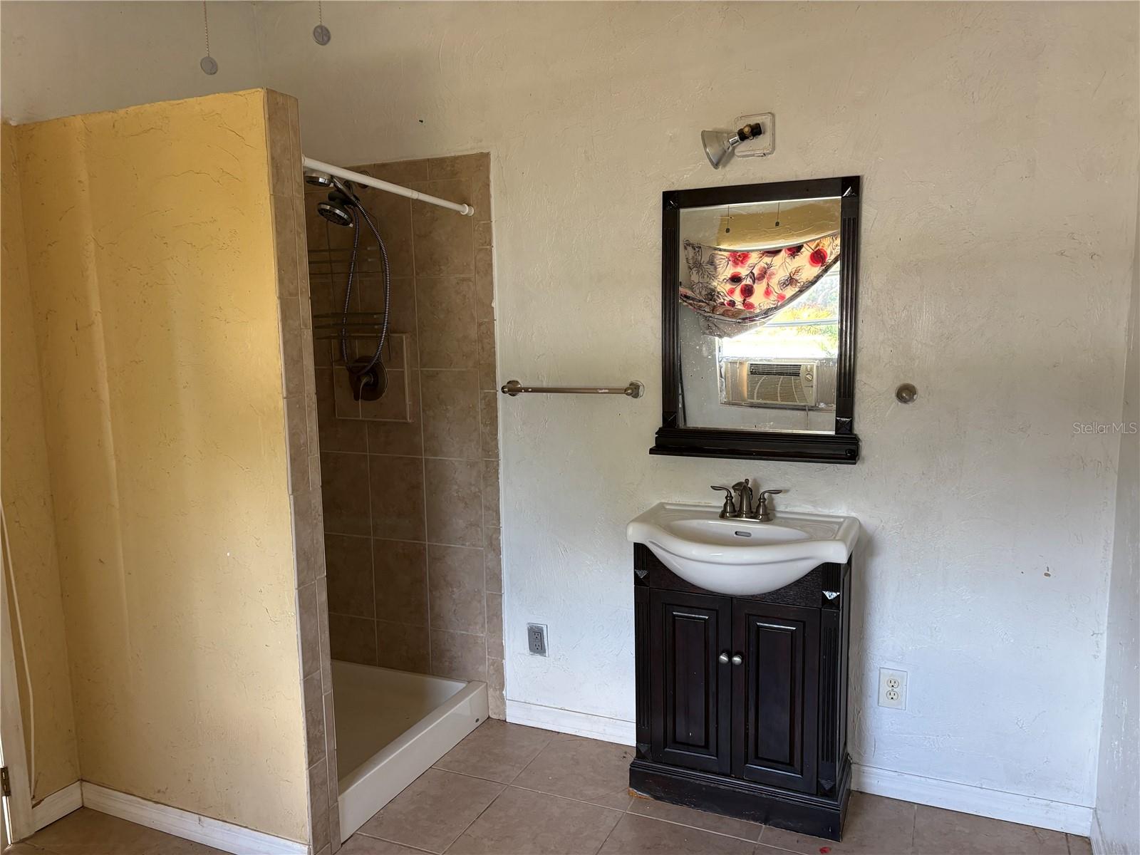 6129 Freemont, North Port, FL 34287