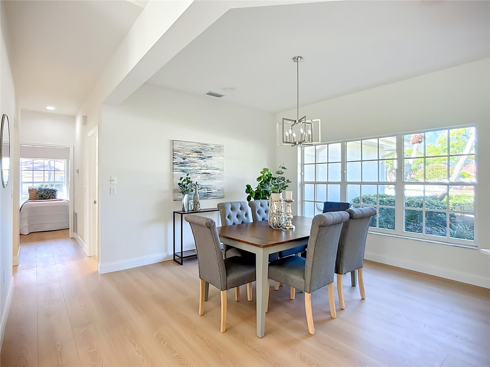 2960 Sandringham, Sarasota, FL 34235