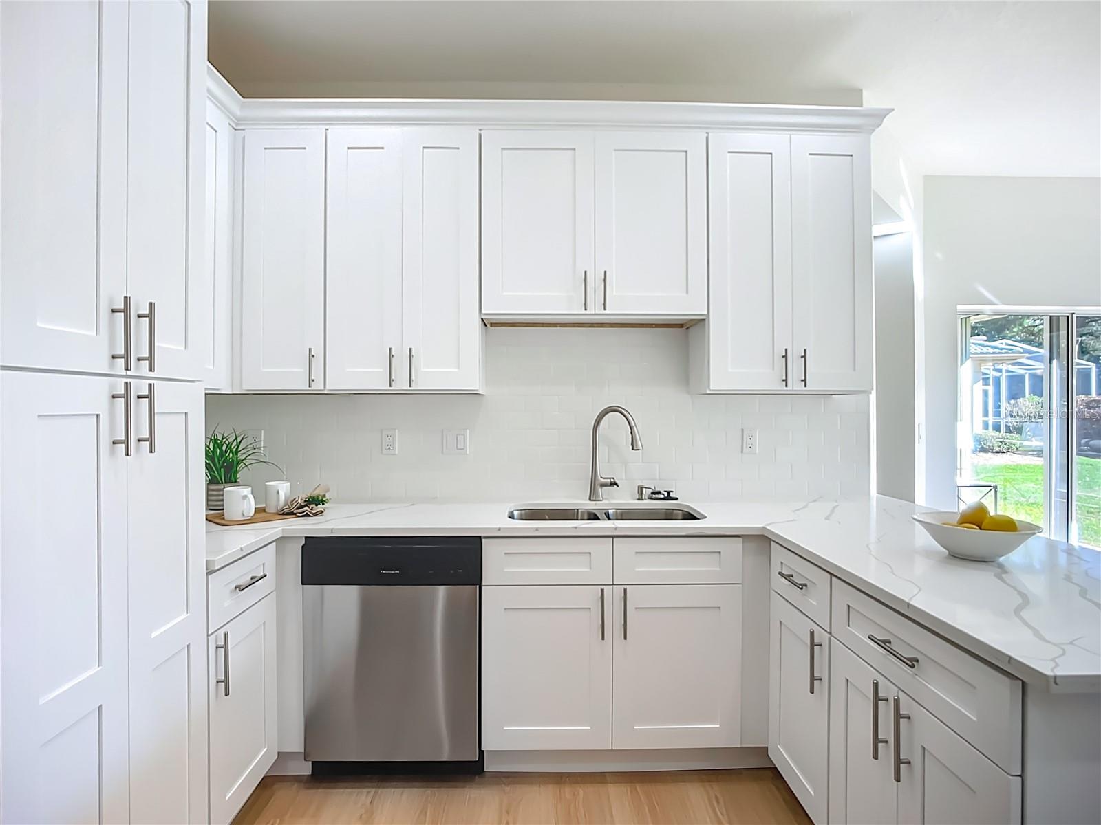 2960 Sandringham, Sarasota, FL 34235