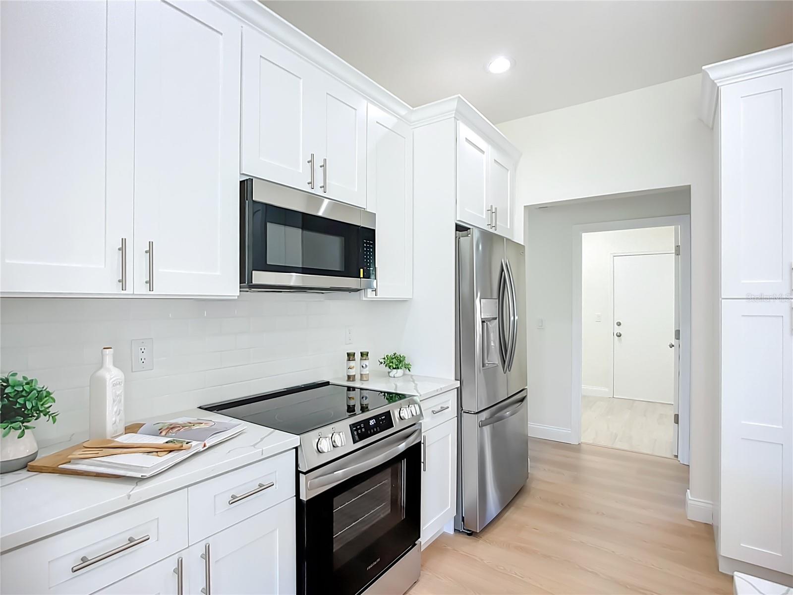 2960 Sandringham, Sarasota, FL 34235
