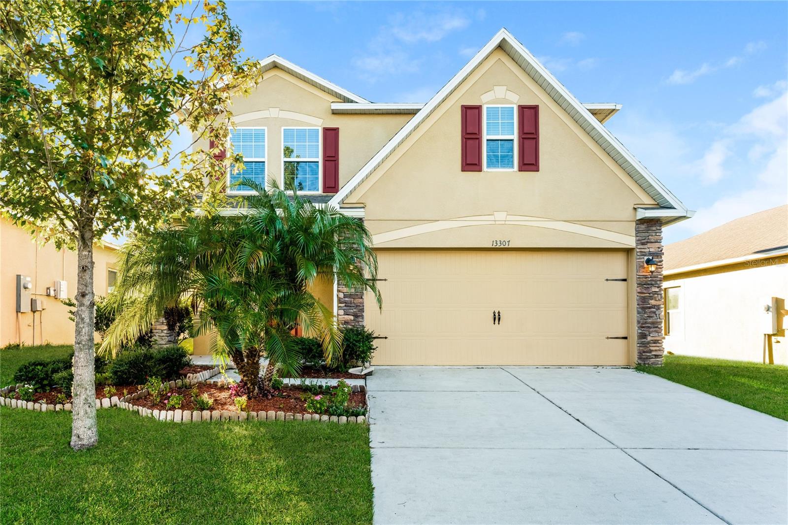 13307 Waterford Castle, Dade City, FL 33525