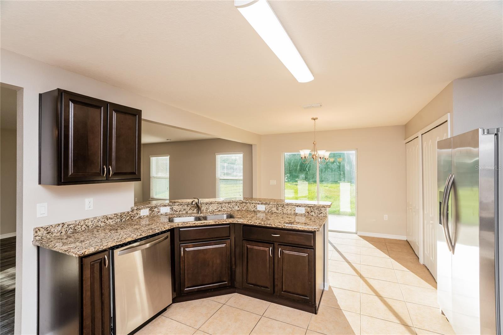 13307 Waterford Castle, Dade City, FL 33525