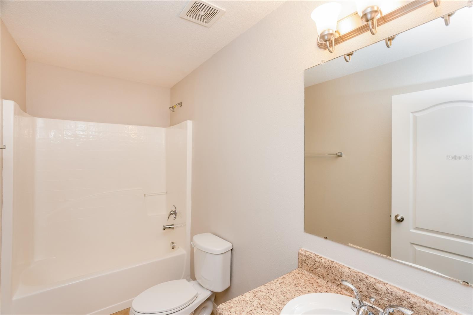 13307 Waterford Castle, Dade City, FL 33525