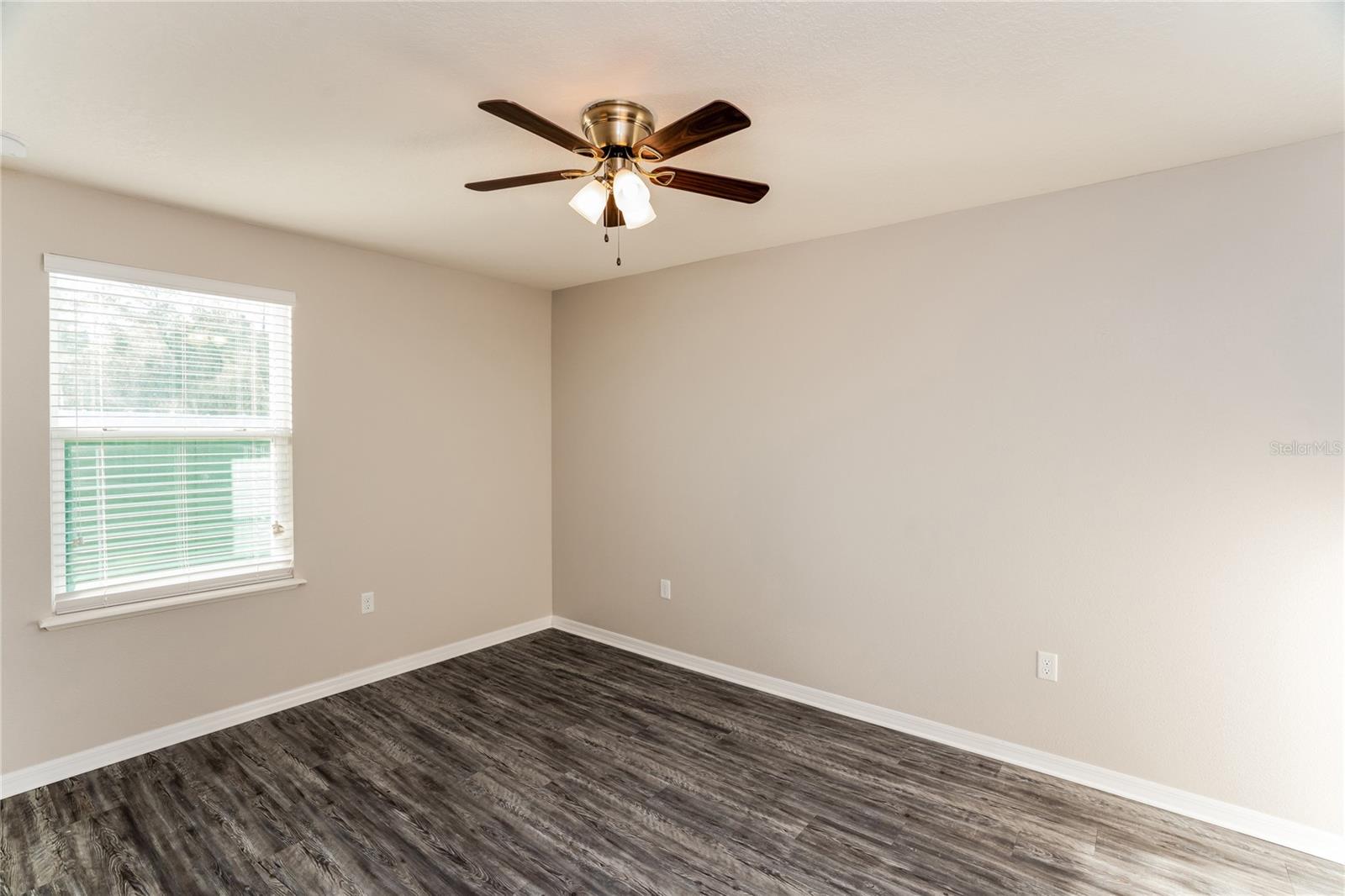 13307 Waterford Castle, Dade City, FL 33525