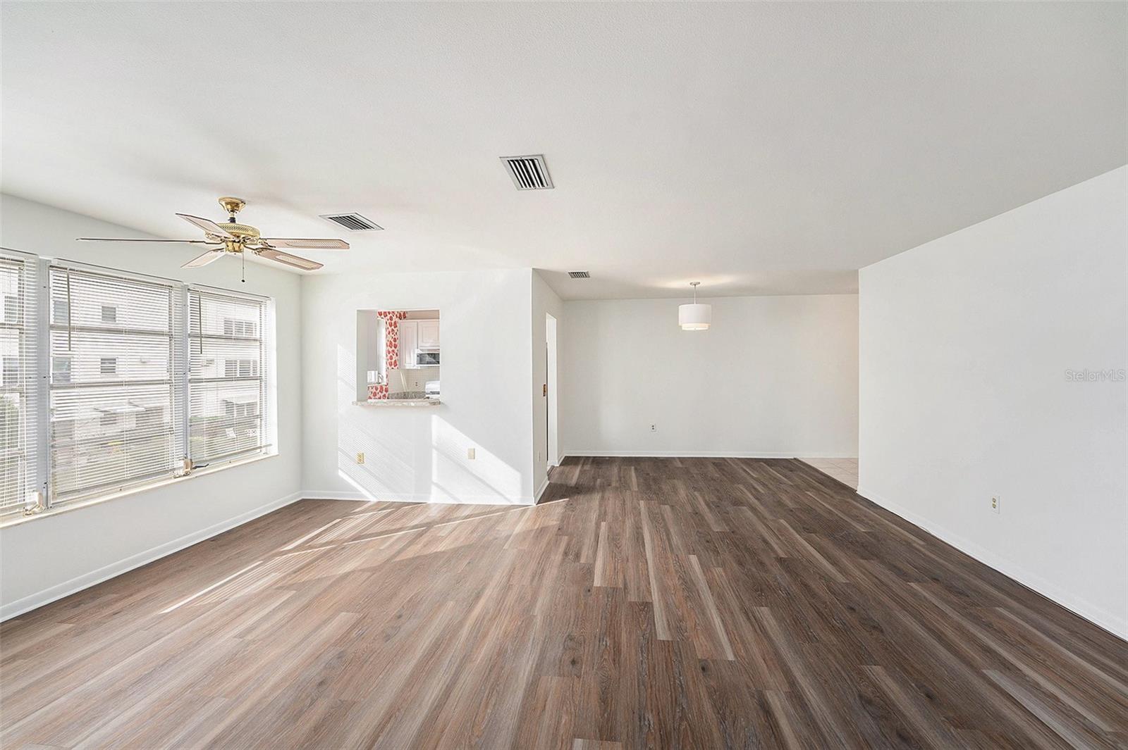 5623 80th Unit 211, St Petersburg, FL 33709
