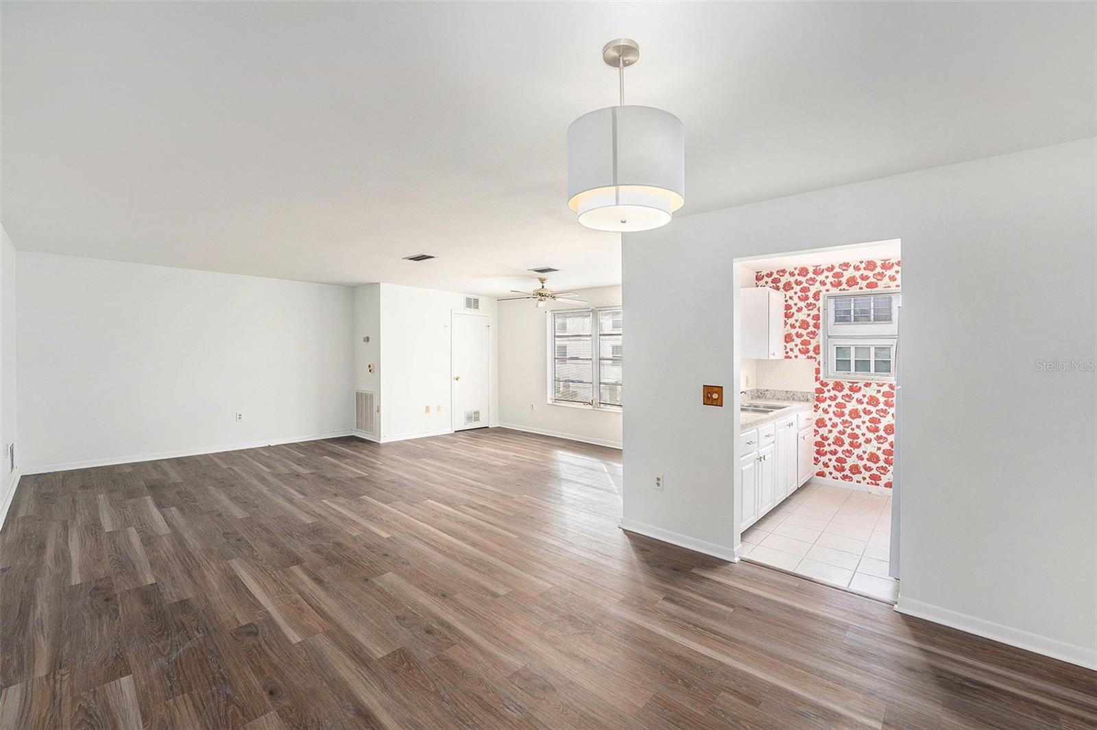 5623 80th Unit 211, St Petersburg, FL 33709