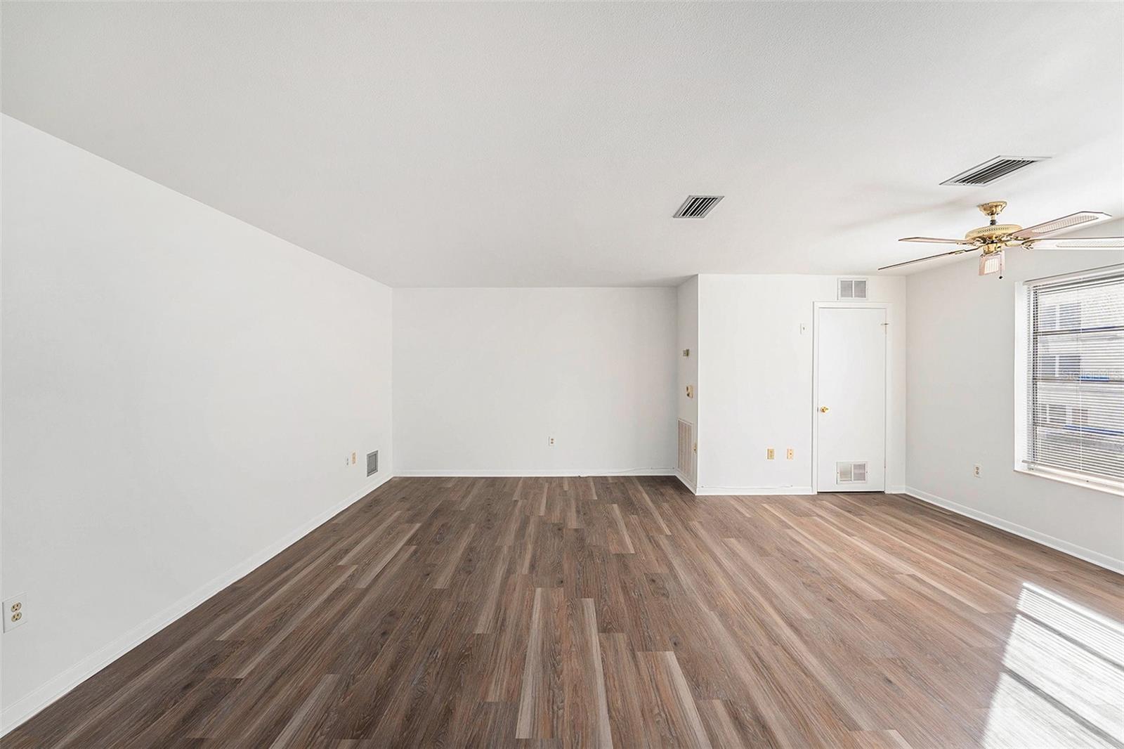 5623 80th Unit 211, St Petersburg, FL 33709
